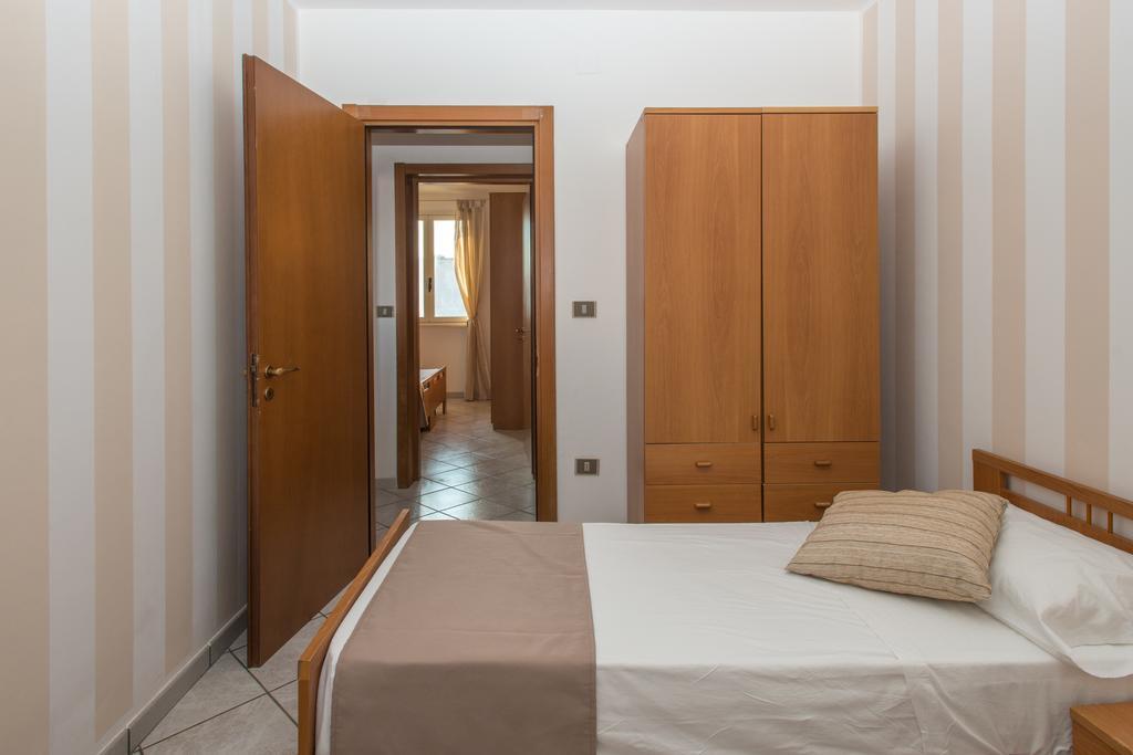 Blu Side Hotel & Residence Torre San Giovanni Exterior foto